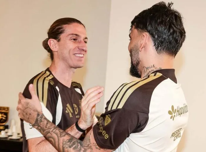 Paquetá lamenta demissão de Filipe Luís: "Maior responsável pela minha volta”