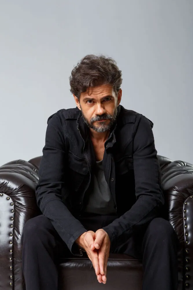 ‘É um caminho longo, mas muito bonito’: no Dia do Teatro, artistas analisam desafios da profissionalização em Juiz de Fora 5 teatro tairone