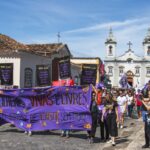 Ato marca Dia da Mulher e lembra vítimas de feminicídio em cidade do Campo das Vertentes