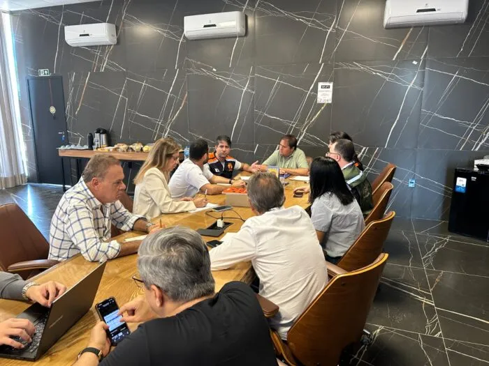 Governo de Minas reforça resposta em Ubá com hospital de campanha, retomada da saúde e reconstrução de pontes 2 WhatsApp Image 2026 03 23 at 17.12.13 1