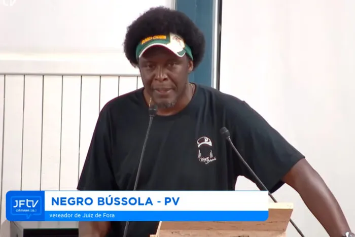 Câmara de JF discute retirada de galpões de reciclagem do Centro e direitos do catador em sessão 1 audiencia negro bussola