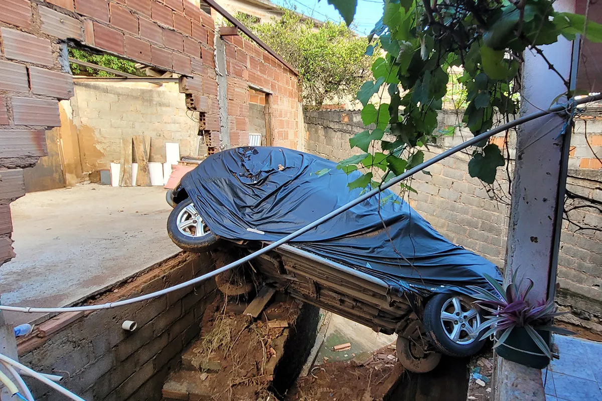 carro-bairro-retiro-felipe-couri