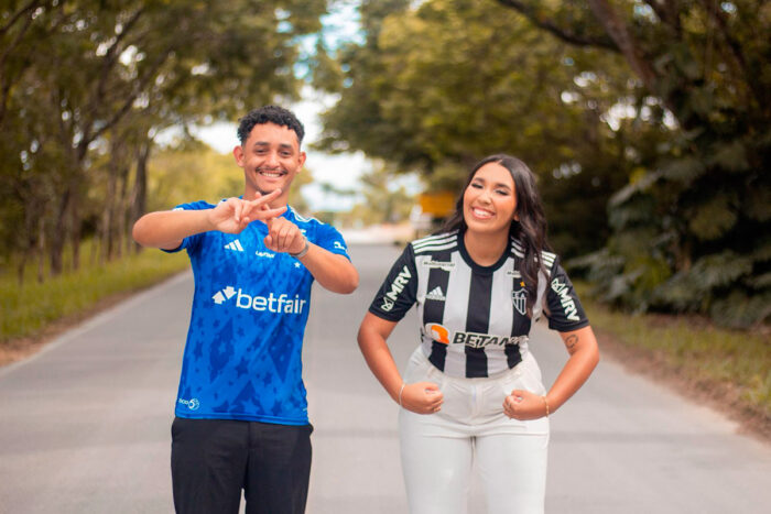 Final do Campeonato Mineiro: casal formado por cruzeirense e atleticana vive a expectativa de mais um clássico 2 casal classico by leticia eduarda 3