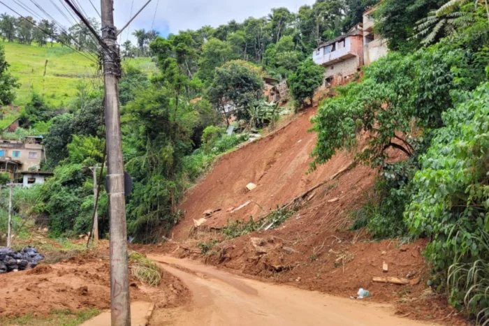 Moradores do Graminha e Cruzeiro do Sul relatam dificuldades de deslocamento após interdição de ruas 2 graminha leonardo costa 1
