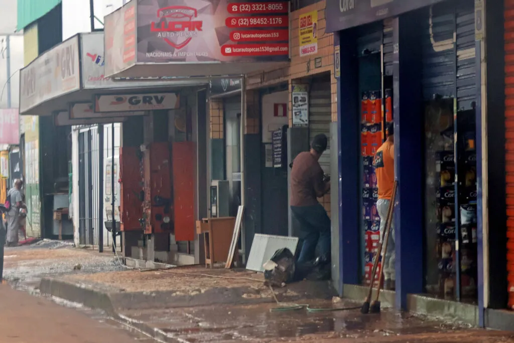 impacto economico chuva foto leonardo costa