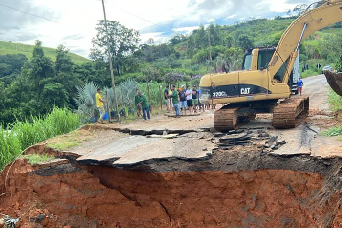 Trecho da MG-285 é liberado após mais de três meses 10 Trecho da MG-285 é liberado após mais de três meses