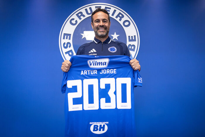 Cruzeiro anuncia renovação de Artur Jorge até 2030 1 Cruzeiro anuncia renovação de Artur Jorge até 2030