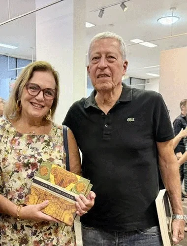 ELES ACONTECEM Ze Alberto 7 240426 Giglia com corte