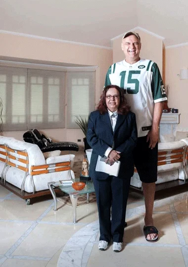 JF POR AI Com o gigante Oscar Claudia Boechat e Oscar Schmidt 170426 Giglia