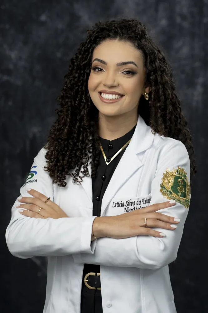 A Medicina de que o mundo precisa começa com você 2 Leticia Trindade 9 periodo