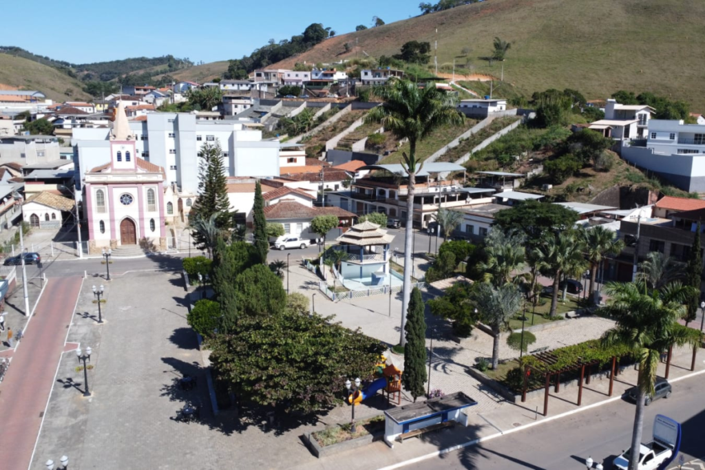 Últimos dias para inscrição em seleção de Maripá de Minas com vagas na Educação 1 Prefeitura de Maripá de Minas abre seleção com duas vagas na educação, taxa de R$ 60 e inscrições pela internet até 10 de abril.