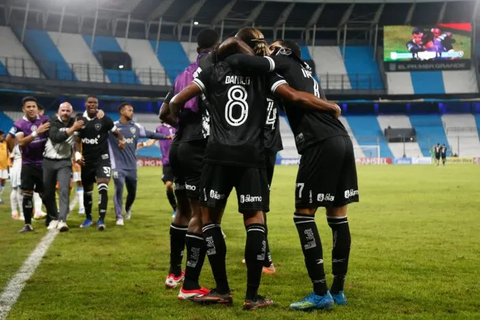 Chapecoense x Botafogo: onde assistir, horário e prováveis escalações