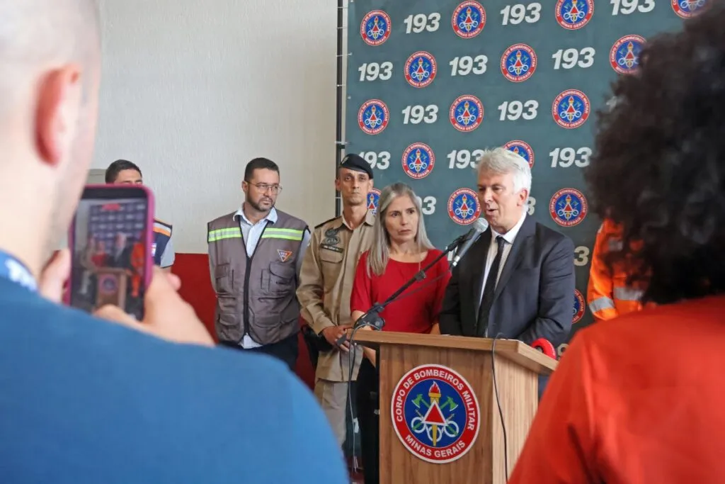 Dois meses após tragédia, quase 400 famílias seguem em hotéis em Juiz de Fora