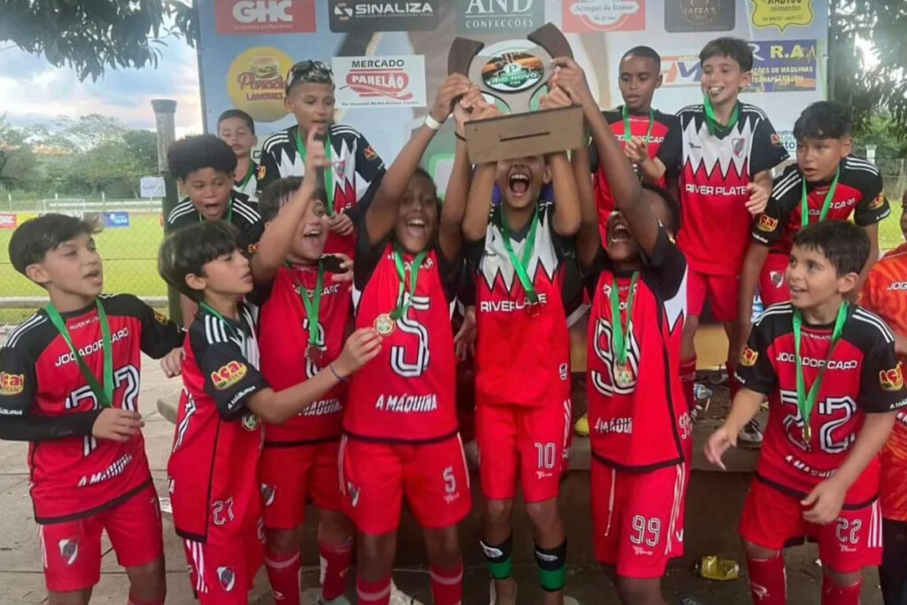 Competição de base na Zona Norte de Juiz de Fora reúne 24 times de quatro categorias 2 copa zn