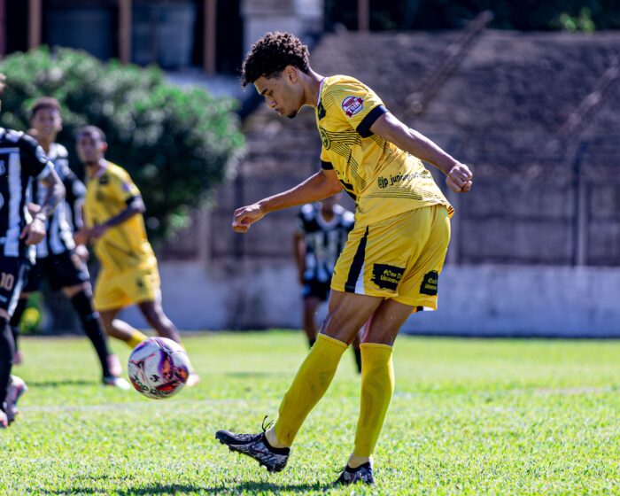 Em jogo com bombas lançadas no vestiário, Uberabinha é derrotado pelo Social 1 dangello 8706 3273386 270862