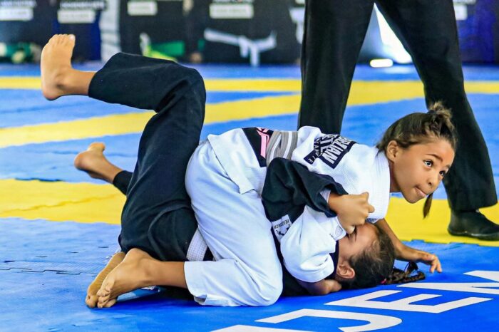 Invicta no judô há quatro anos e títulos no jiu-jitsu: conheça Isabella Caiafa, de 9 anos 1 isa caiafa. foto arquivo pessoal