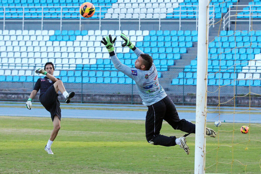 AO VIVO: Dá Jogo entrevista Walker Campos, preparador de goleiros histórico do Tupi 1 wallker. foto leonardo costa