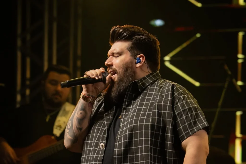 'Faltava música que valorizasse a mulher': Panda fala sobre 'Eu te seguro' e o hit que domina o Brasil 1 Panda Cassio Dantas 2