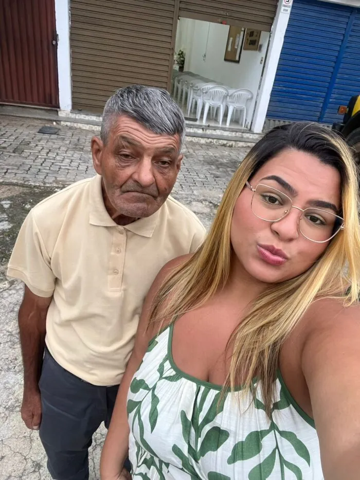 Morte de idoso com alergia à dipirona no HPS é investigada após denúncia da família 1 Idoso morreu no HPS após supostamente receber dipirona, medicamento ao qual tinha alergia registrada. Prefeitura investiga o caso.