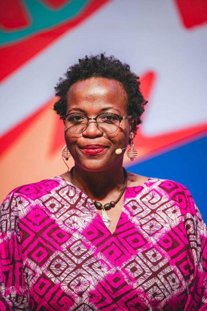 Em JF, escritora sul-africana lança livro escrito em flotilha rumo a Gaza e após prisão em Israel 1 gaza