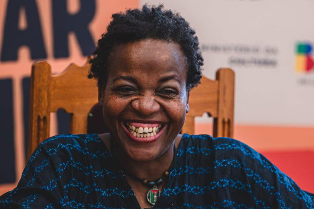 Em JF, escritora sul-africana lança livro escrito em flotilha rumo a Gaza e após prisão em Israel 2 gaza