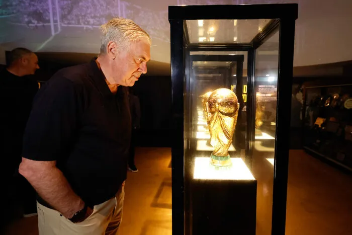 CBF anuncia renovação de Carlo Ancelotti até 2030