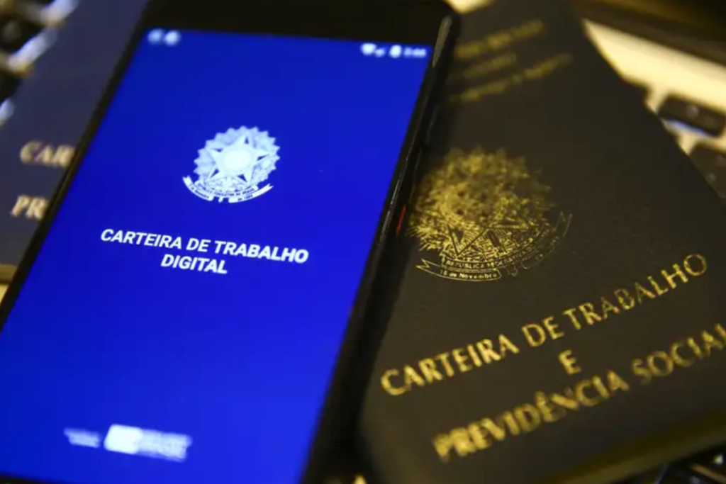 Acordo prevê transição para fim da escala 6x1 1 carteira de trabalho agencia brasil