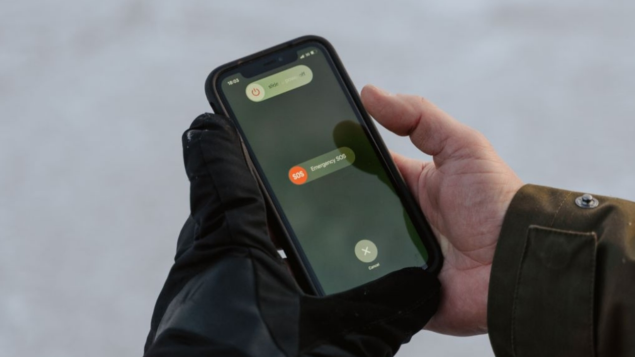 Alerta falso enviado a celulares em capitais brasileiras leva à investigação de autoridades
