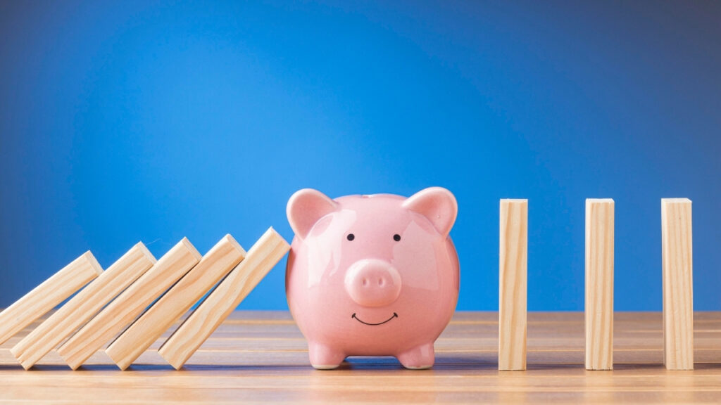 Especialistas dizem hábitos financeiros que separam a classe média da alta e que podem ser adotados por qualquer pessoa