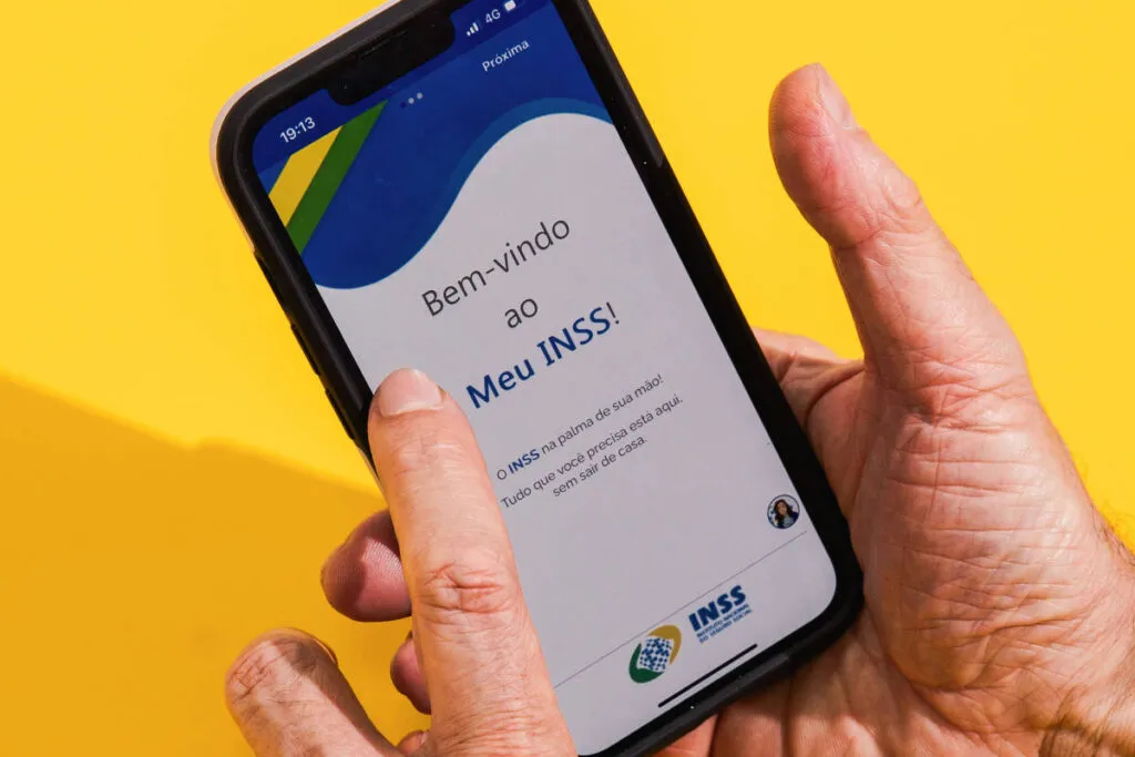 Robô do INSS negou mais da metade dos pedidos de aposentadoria analisados automaticamente