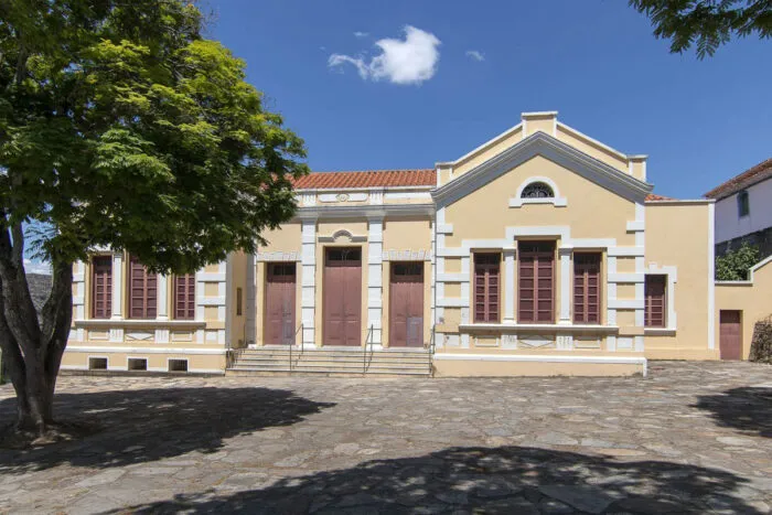 Arte que atravessa séculos: descubra teatros históricos em Minas Gerais