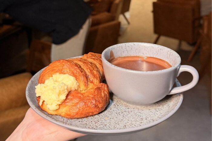 Pé de Cacau tem sobremesas de chocolate a R$ 25 em Juiz de Fora