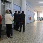 Falta de assentos e fila única são alvos de queixas no PAM-Marechal 16 FILA PAM MARECHAL LEONARDO COSTA 04