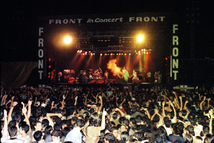 Show de Luan Santana em campo de futebol reacende debates sobre grandes eventos em Juiz de Fora 1 MAMONAS ASSASSINAS EM JUIZ DE FORA FOTOS AELSON AMARAL 23