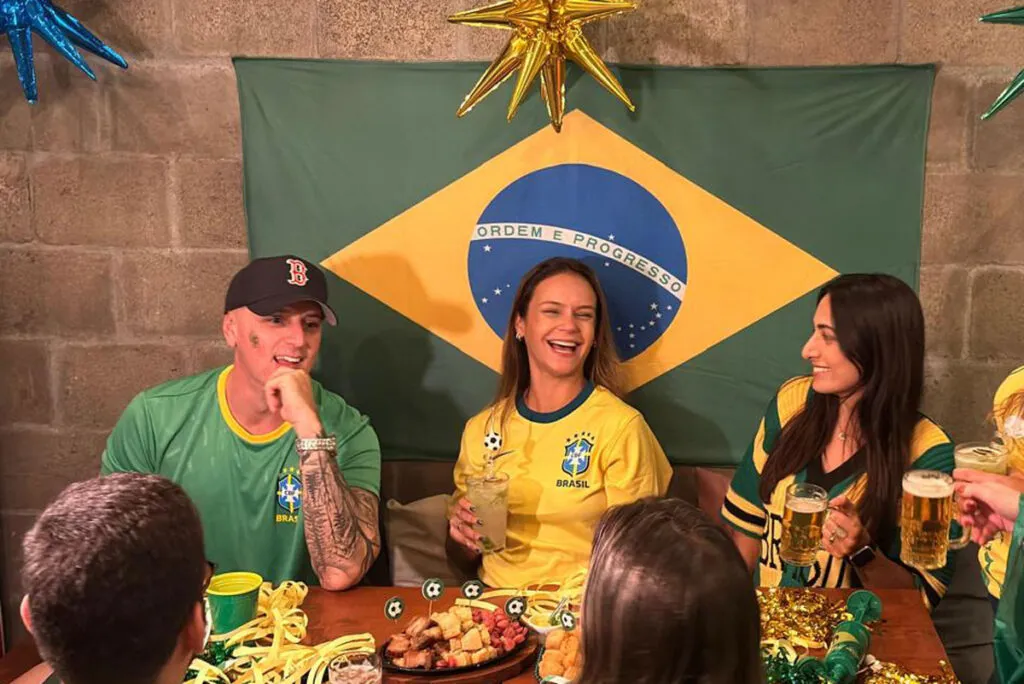 Jogo e romance: onde curtir a Copa do Mundo e o Dia dos Namorados em Juiz de Fora 1 Jogo e romance: onde curtir a Copa do Mundo e o Dia dos Namorados em Juiz de Fora