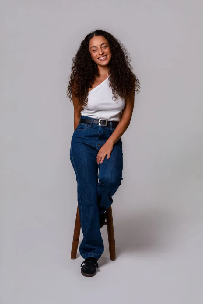 Pri Helena, atriz juiz-forana, compõe elenco da novela das 9, ‘Quem ama cuida', como Lyris 18 Pri Helena, atriz juiz-forana, compõe elenco da novela das 9, ‘Quem ama cuida', como Lyris