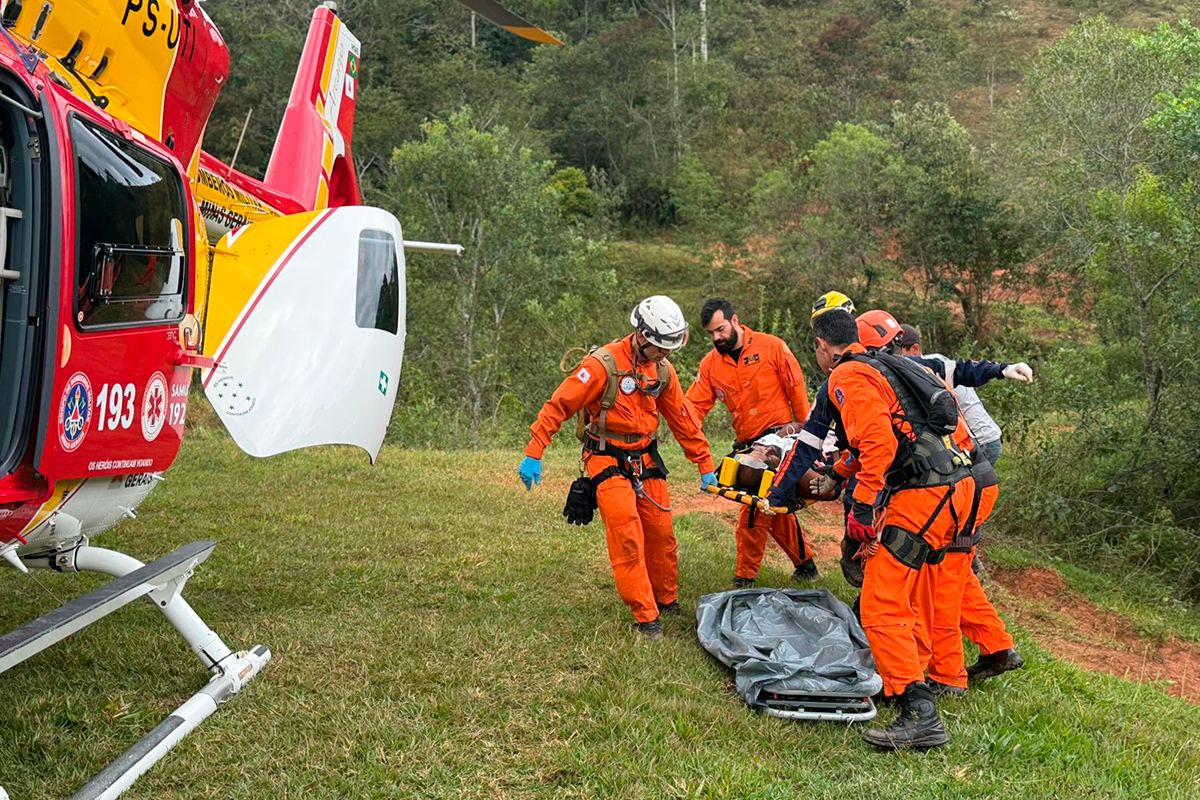 acidente-trator-bombeiros-helicóptero