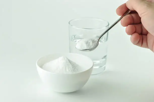 Mistura de bicarbonato com água oxigenada vira tendência e é indicado para muitas coisas no dia a dia