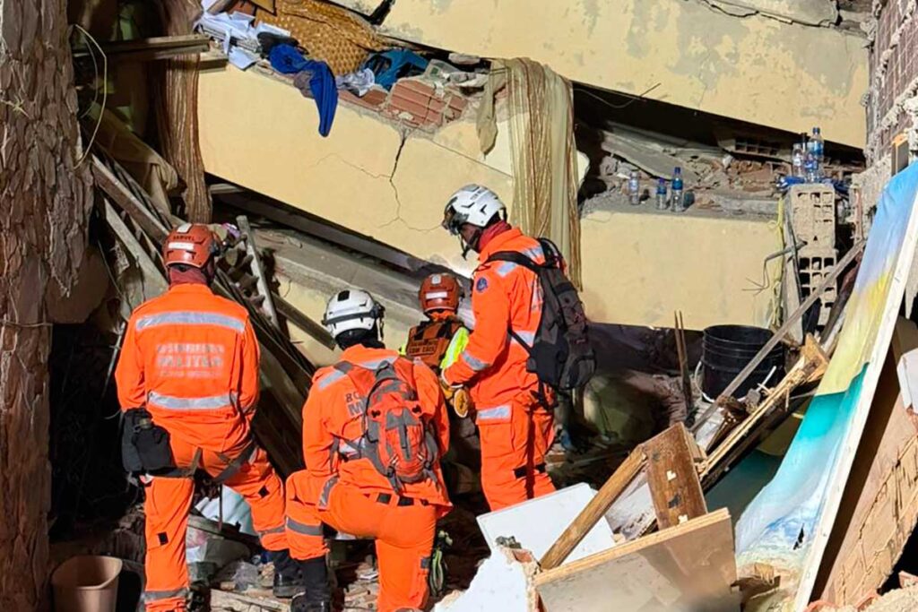 Mais de 30 bombeiros mineiros são mobilizados para missão humanitária na Venezuela