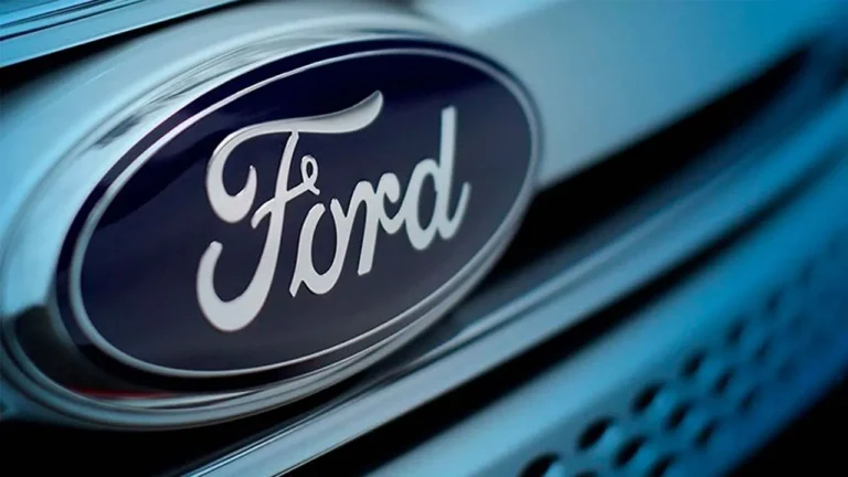 Ford readmitiu funcionários após IA não atingir a mesma qualidade humana