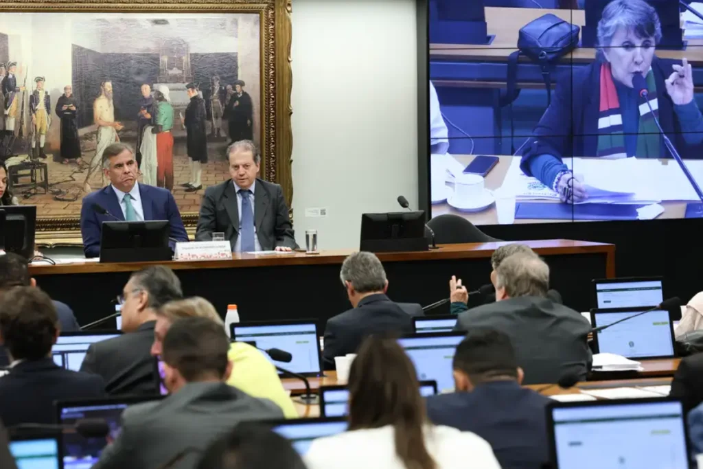 Comissão da Câmara aprova redução da maioridade penal para 16 anos 1 maioridade penal agencia brasil