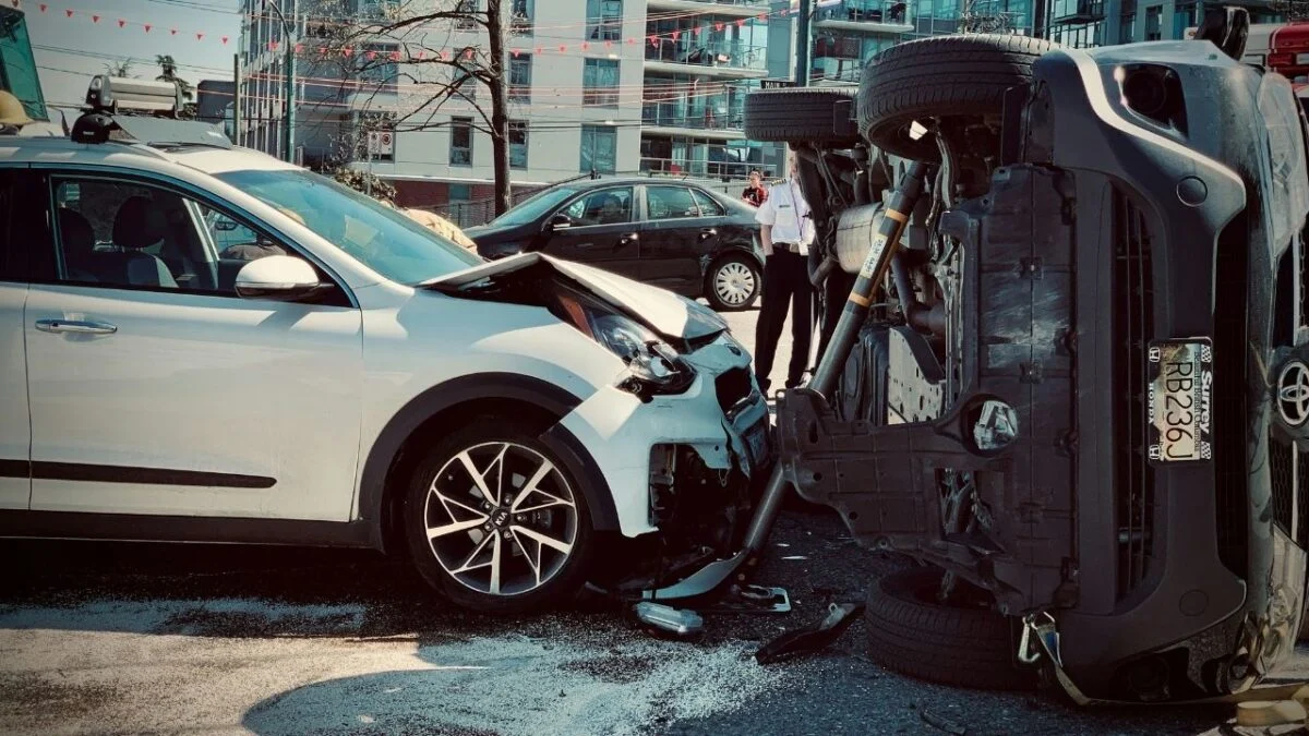 Mulheres podem correr mais riscos em acidentes por falha antiga da indústria automobilística