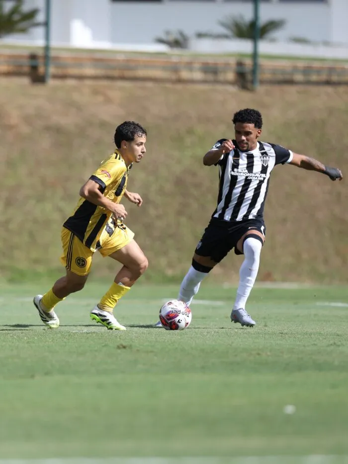 Na Cidade do Galo, Uberabinha perde para o Atlético-MG 2 Na Cidade do Galo, Uberabinha perde para o Atlético-MG