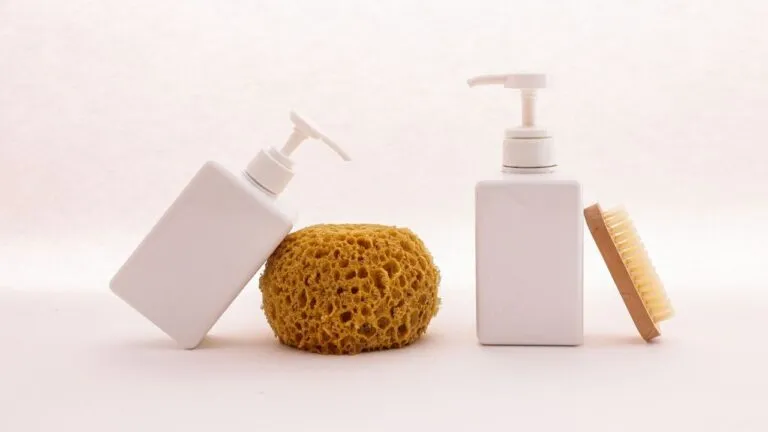 Shampoos e outros cosméticos são proibidos pela Anvisa após irregularidades