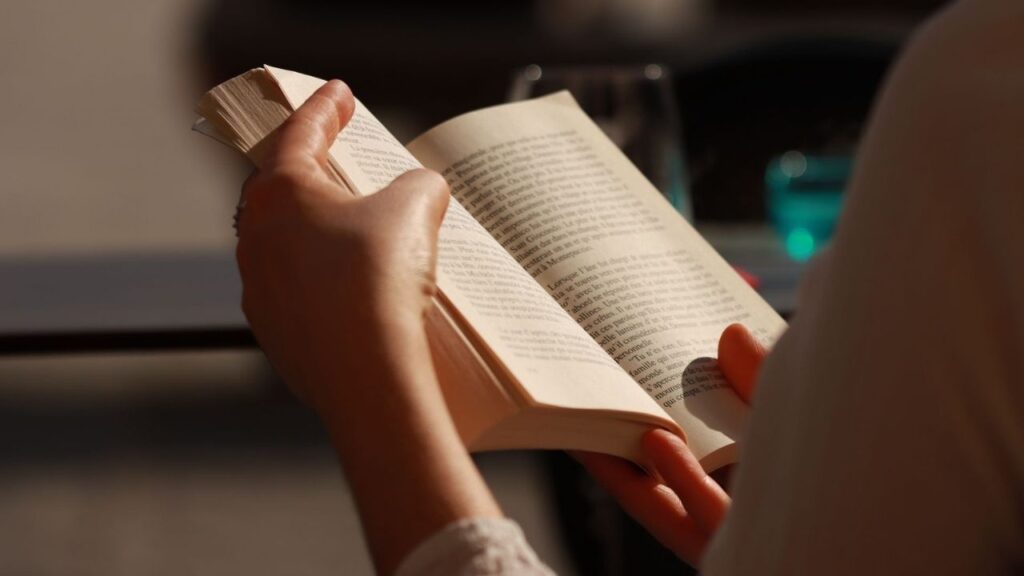Nem todo mundo lê um livro da mesma forma e a ciência explica por quê