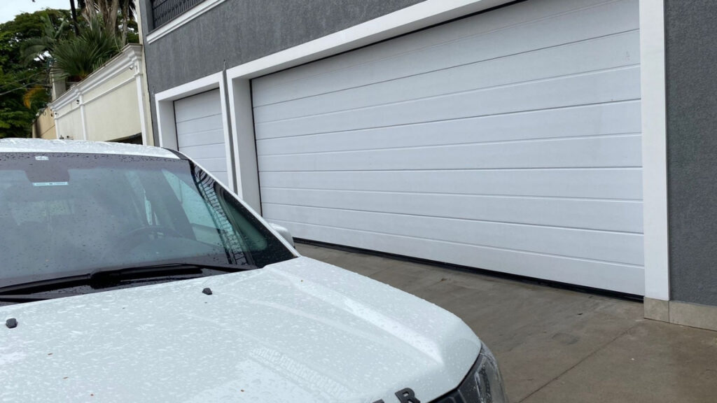 A multa que ninguém espera pode acontecer na frente da própria garagem