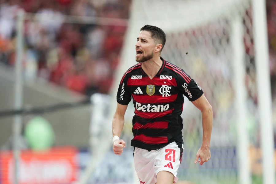 Jorginho toma decisão importante e assina contrato longe do Flamengo
