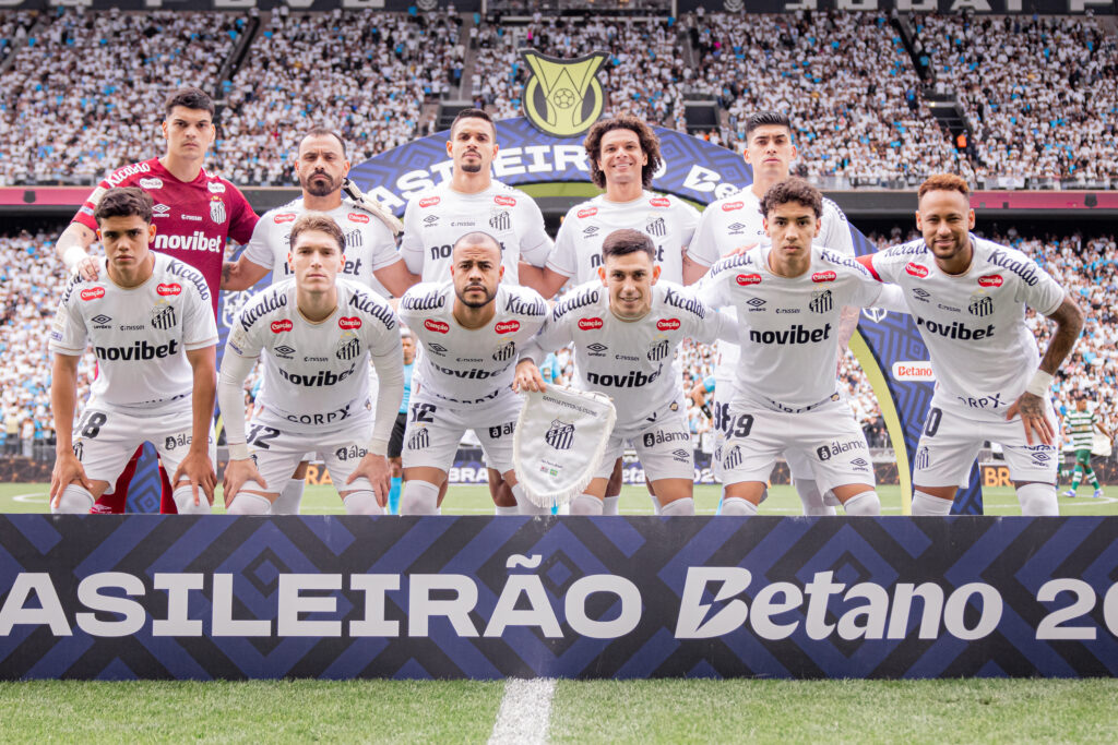 Joia do Santos entra na mira de gigante europeu e negociação pode render R$ 116 milhões