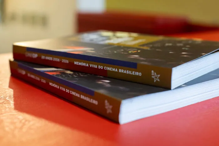 Livro em comemoração aos 20 anos da CineOP reúne textos sobre preservação e memória do cinema
