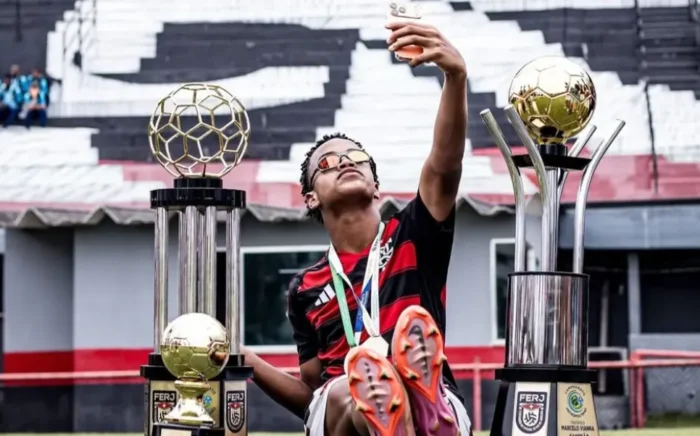 Meia do Flamengo é visto como nova promessa do futebol mundial e pode ser contratado pelo Barcelona 1 Captura de tela 2026 07 22 024537